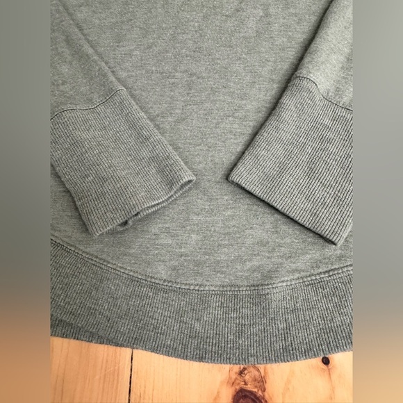 Athleta Mindset Tulip Edge Side Hem Soft Crew Neck Sweater in Olive Green Small - Picture 4 of 9